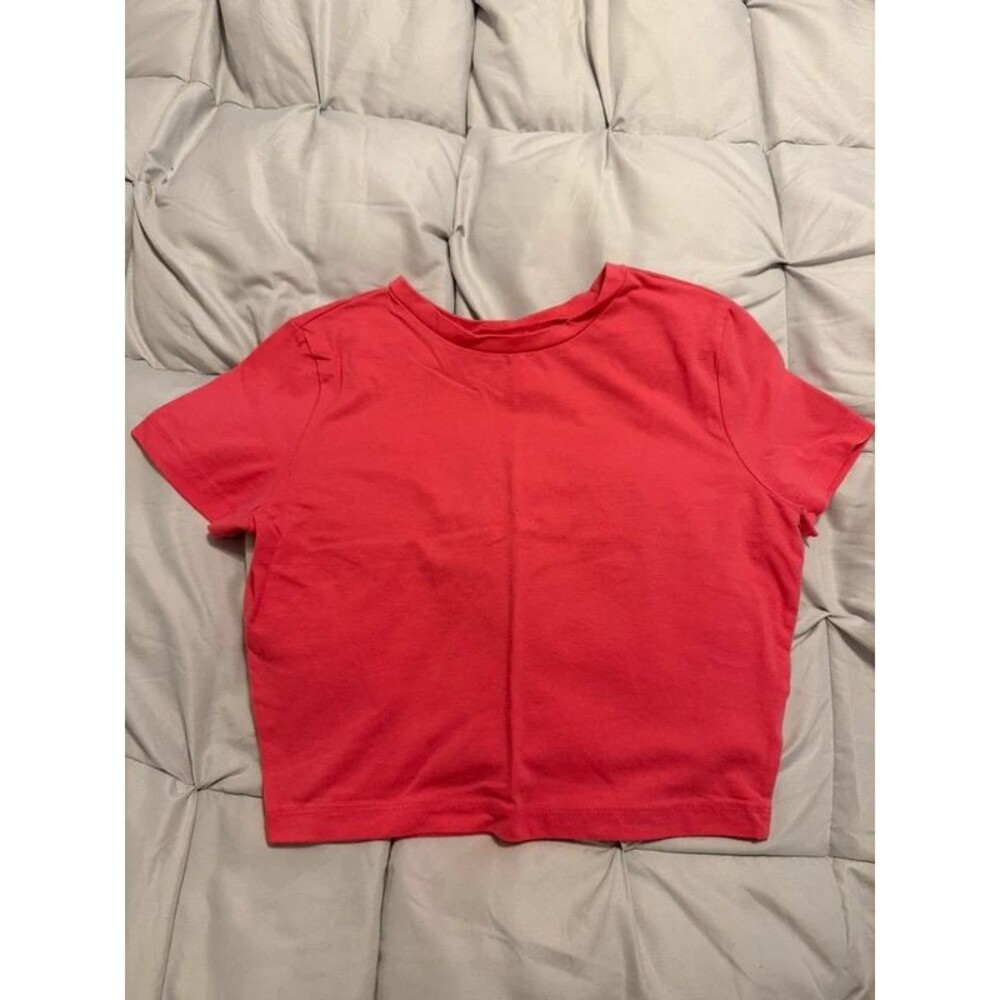 Cropped baby tee